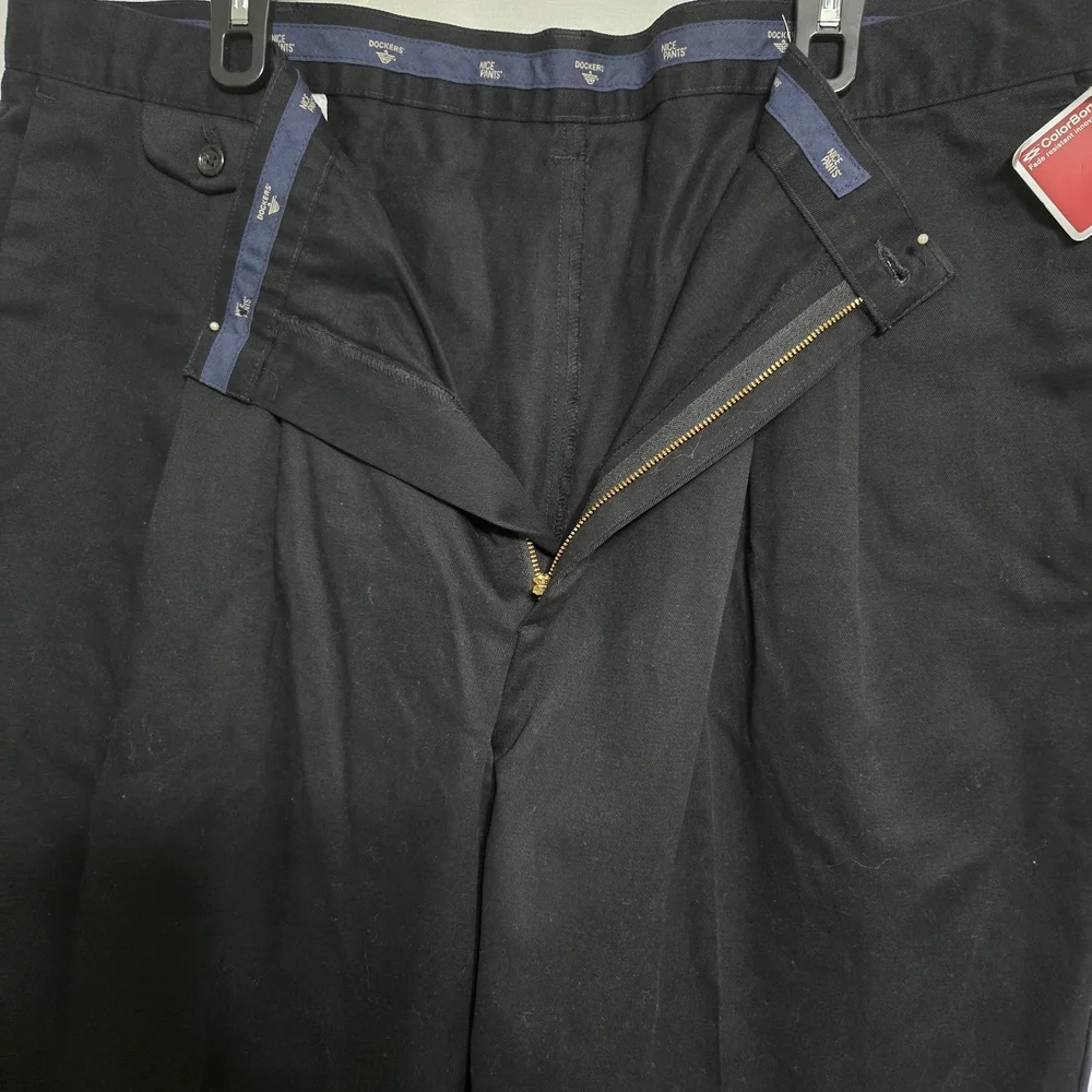 MENS Dockers Black Dress Pants Classic Straight-Leg